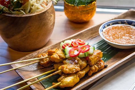 best thai toronto downtown